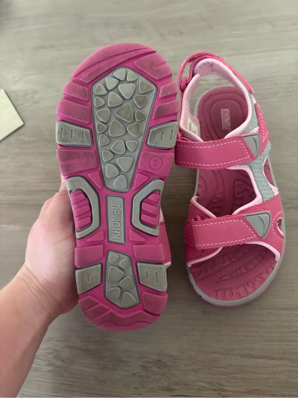 Khombu Girls Pink Gray Sport Sandals Size 2 Hook & Loop